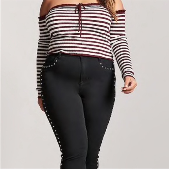 Plus size 3x striped lettuce edge crop top - Picture 4 of 4